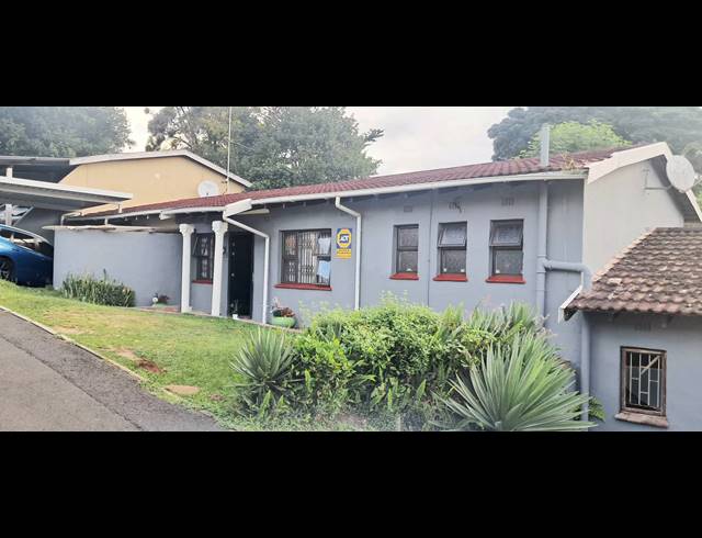 3 BEDROOM TOWNHOUSE FOR SALE IN NEW GERMANY